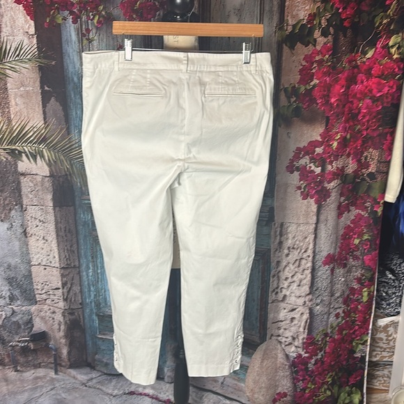 Talbots White Criss Cross Bottom Ankle Pants, size 12, good condition - Picture 6 of 8